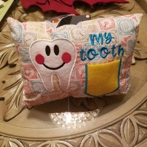 Tooth pillows